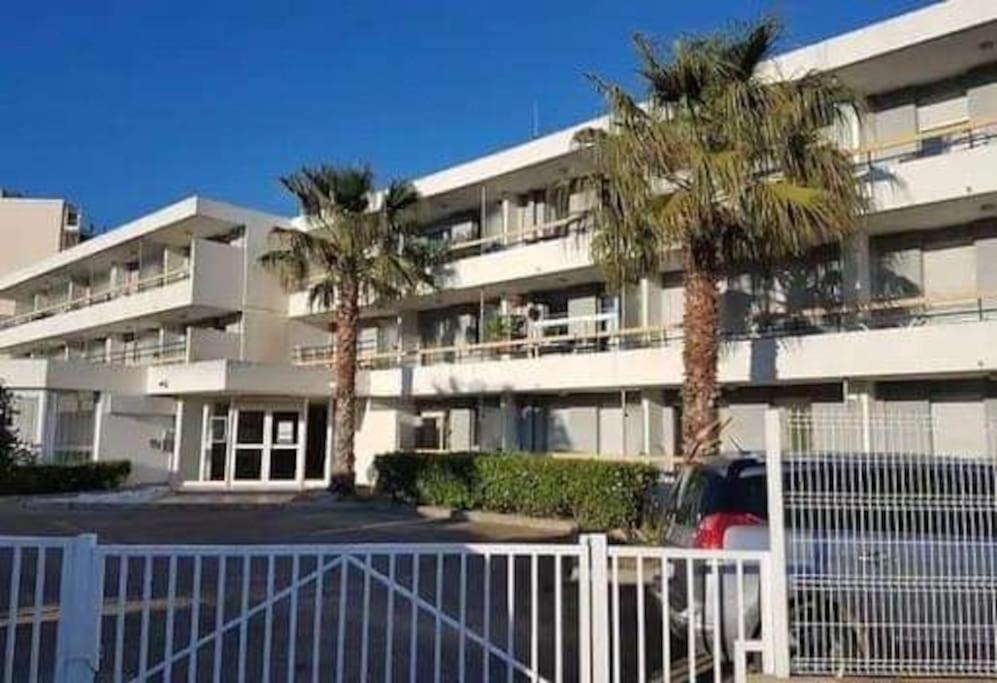 100 M De La Plage - Les Cigales De Mer - Studio Cabine - Parking Le Grau-du-Roi Luaran gambar