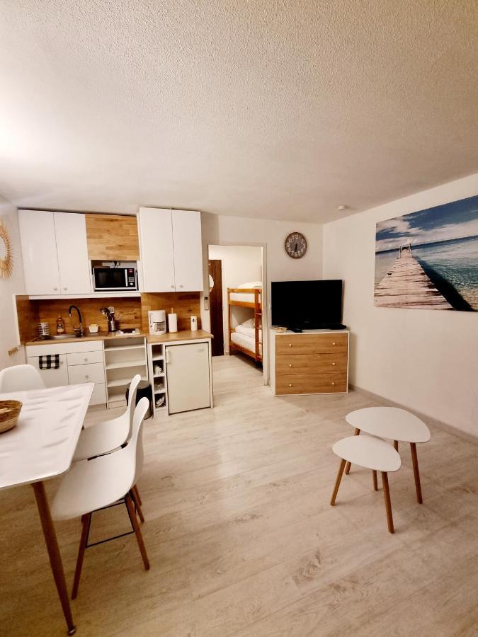 100 M De La Plage - Les Cigales De Mer - Studio Cabine - Parking Le Grau-du-Roi Luaran gambar